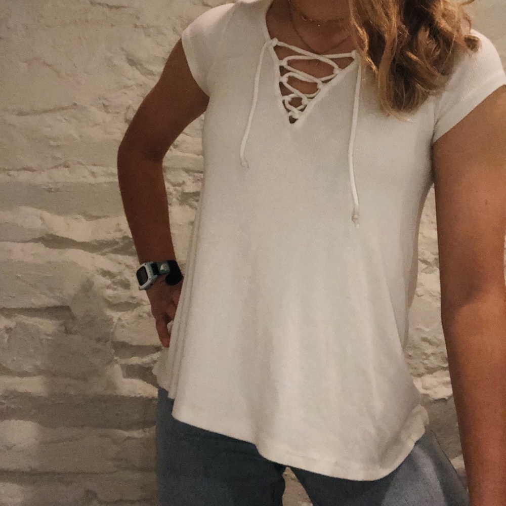Hollister White Cross Shirt Size XS